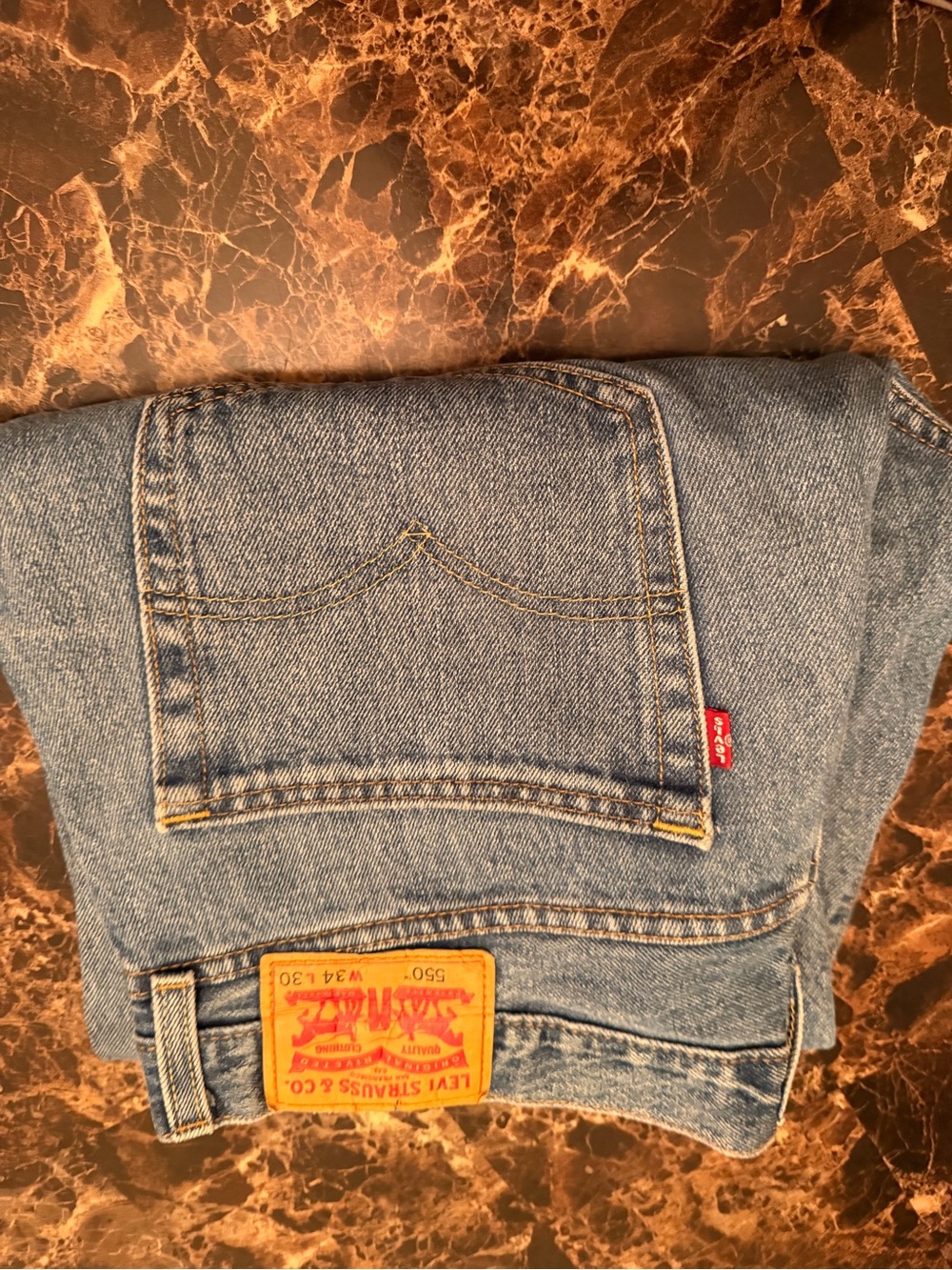 Levi’s 550 Relaxed Fit Men’s Jeans W34 L30 Light Wash Blue Denim - Picture 7 of 8